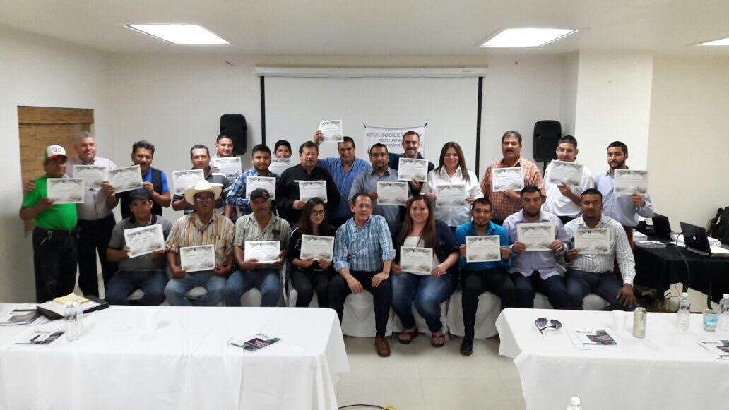 REALIZAN TALLER PARA PERIODISTAS Y LOCUTORES EN SONORA