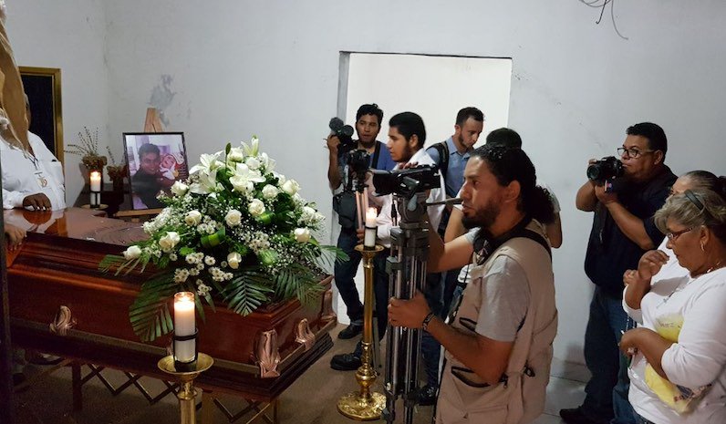 SEPULTAN RESTOS DE PERIODISTA SALVADOR ADAME EN MICHOACÁN