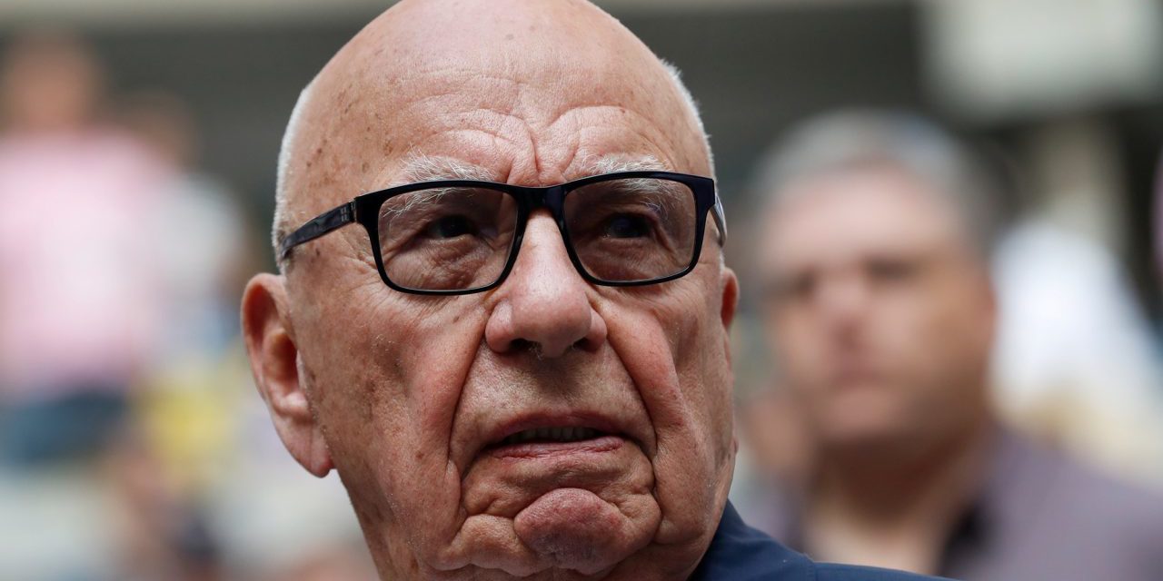 FACEBOOK DEBE  PAGAR A EMPRESAS DE NOTICIAS: MURDOCH